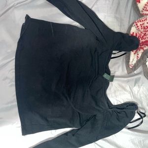 Black Long Sleeve (off the shoulder)